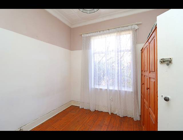 4 BEDROOM HOUSE FOR SALE IN KENSINGTON